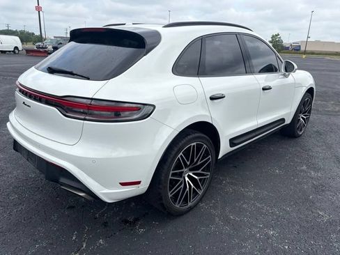 Used 2023 Porsche Macan AWD/4WD image 4