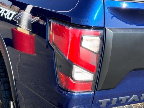 Used 2023 Nissan Titan PRO-4X image 29
