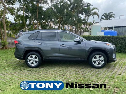 Used 2019 Toyota RAV4 XLE image 8