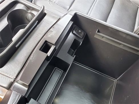 Used 2020 GMC Yukon XL Denali image 33