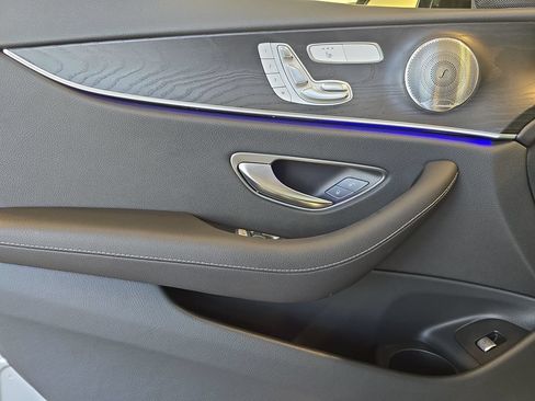Used 2022 Mercedes-Benz E 350 Sedan image 29