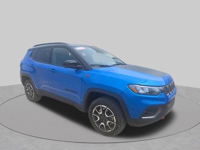 Used 2025 Jeep Compass Trailhawk
