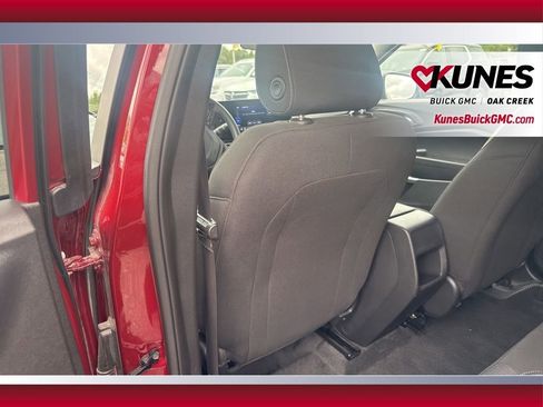 Used 2025 Chevrolet Trax LS image 22