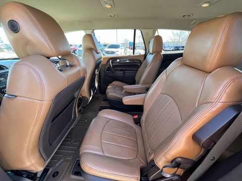 Used 2014 Buick Enclave Premium image 19