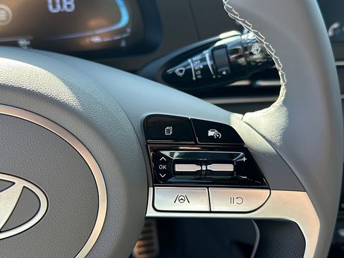 New 2025 Hyundai Elantra Sport image 25