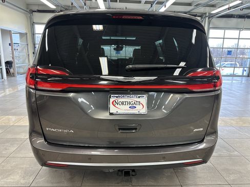 Used 2022 Chrysler Pacifica Pinnacle image 17