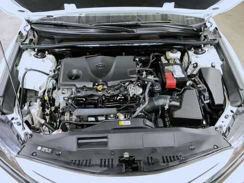 Used 2024 Toyota Camry SE image 24