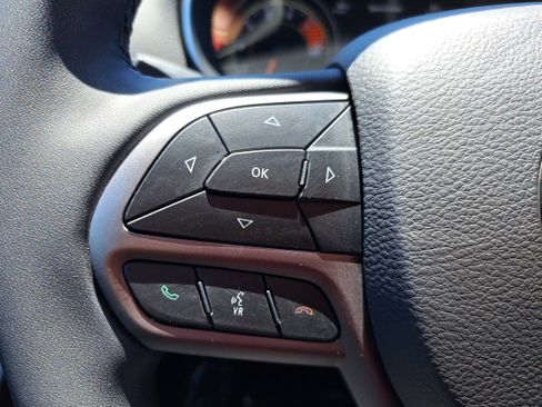 Used 2022 Jeep Cherokee Latitude Lux w/ Sun & Sound Group FWD image 17