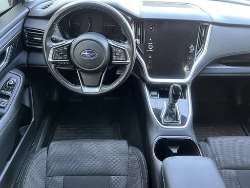 Used 2024 Subaru Outback Premium AWD/4WD image 5