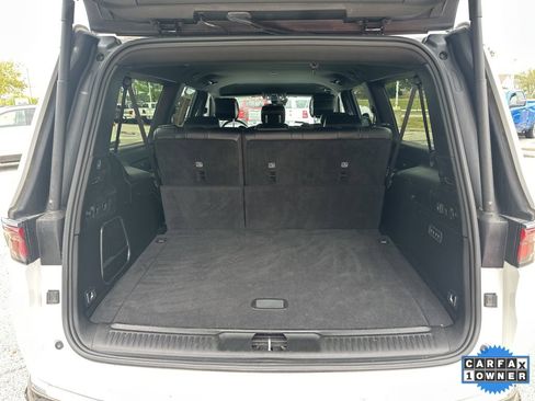 Used 2024 Jeep Wagoneer L Series II w/ Flexible Seating Group image 3