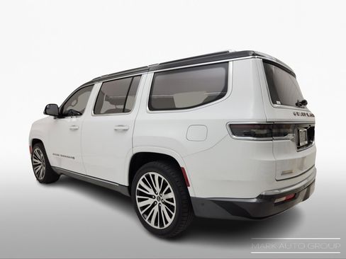 Used 2022 Jeep Grand Wagoneer Series III image 15