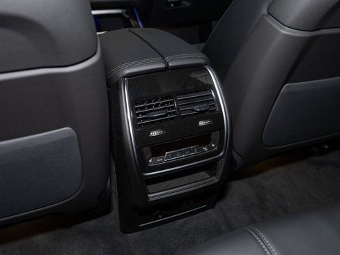 Used 2026 BMW X5 M60i w/ Climate Comfort Package AWD/4WD image 34