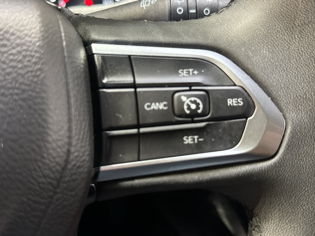 Used 2024 Jeep Compass Latitude AWD/4WD image 24