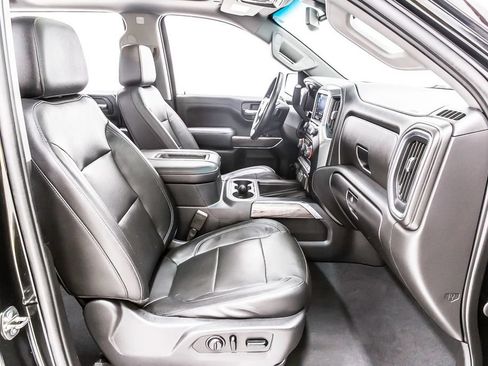 Used 2019 Chevrolet Silverado 1500 LTZ w/ LTZ Premium Package RWD image 32
