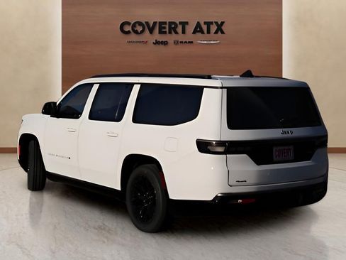 New 2026 Jeep Grand Wagoneer L Limited AWD/4WD image 3