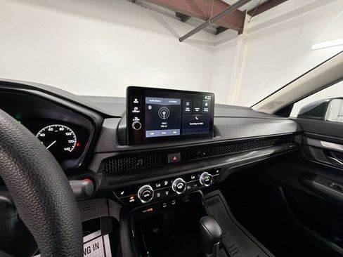 Certified 2026 Honda CR-V EX image 17