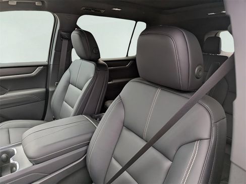 New 2026 GMC Acadia Elevation w/ Black Edition image 9
