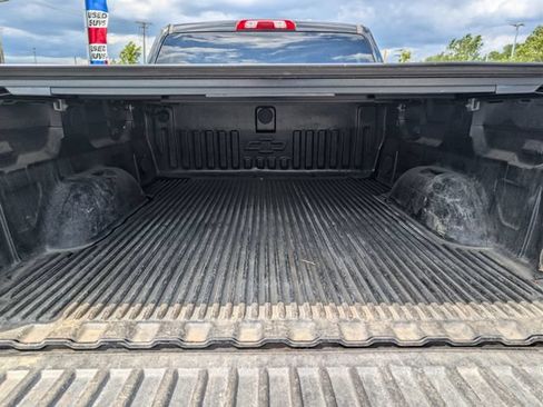 Used 2018 Chevrolet Silverado 1500 LT w/ All Star Edition AWD/4WD image 19