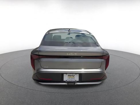 Used 2025 Kia K4 FWD image 12