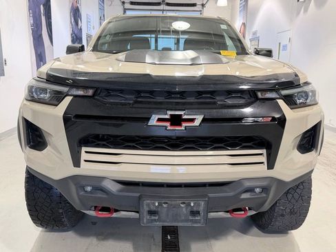 Used 2024 Chevrolet Colorado ZR2 w/ ZR2 Convenience Package III image 8