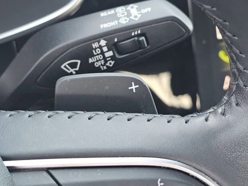 Used 2020 Audi Q3 2.0T Premium Plus image 16