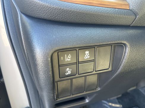 Used 2018 Honda CR-V EX image 18