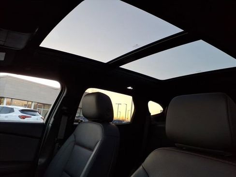 Used 2024 Chevrolet Blazer RS w/ Enhanced Convenience Package image 17