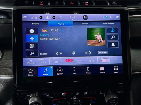 Used 2022 Jeep Grand Cherokee Overland w/ Luxury Tech Group IV image 17