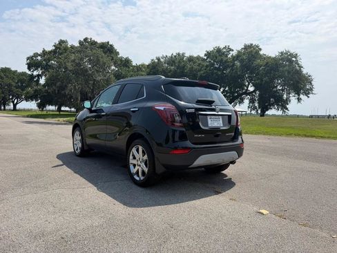 Used 2018 Buick Encore Essence w/ Experience Buick Package AWD/4WD image 3