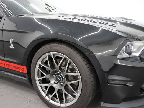Used 2011 Ford Mustang Shelby GT500 w/ SVT Performance Pkg RWD image 32