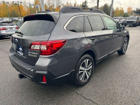 Used 2018 Subaru Outback 2.5i Limited image 7