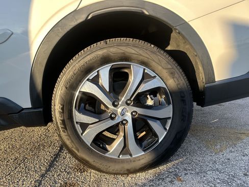 Used 2022 Subaru Outback Limited image 19