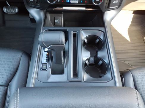 Used 2024 Ford F150 Lariat image 17