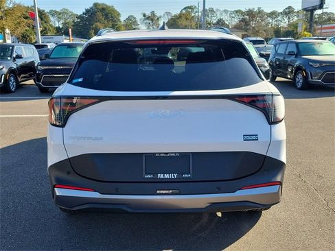 New 2026 Kia Sportage EX image 5