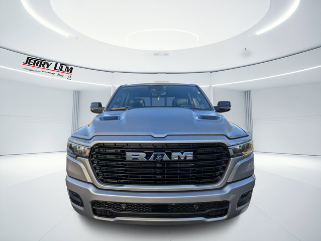 Used 2025 RAM 1500 Laramie w/ Sport Appearance Package AWD/4WD image 8