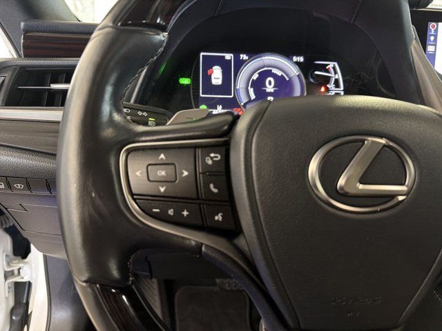 Used 2019 Lexus ES 300h w/ Accessory Package 2 FWD image 21