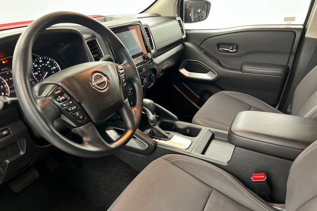 Used 2024 Nissan Frontier SV AWD/4WD image 11