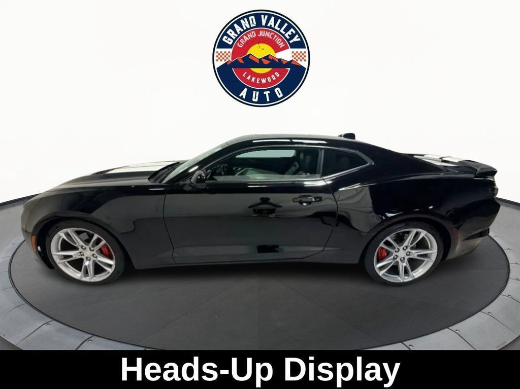 Used 2021 Chevrolet Camaro SS RWD image 9