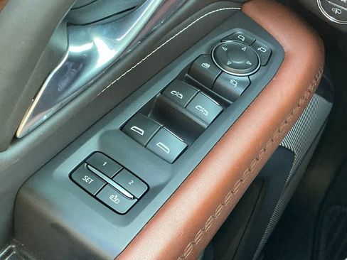 Used 2024 GMC Yukon Denali Ultimate image 44