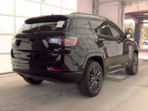 Used 2023 Jeep Compass High Altitude w/ Driver Assist Group I AWD/4WD image 4