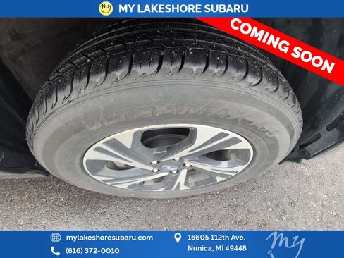Used 2024 Subaru Crosstrek 2.0i Premium w/ Popular Package #3 image 13