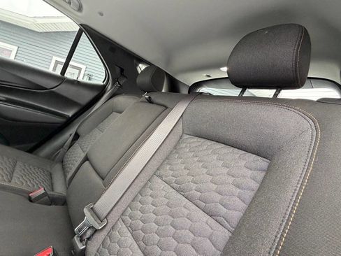 Used 2021 Chevrolet Equinox LT image 34