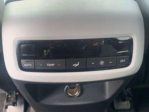 Used 2025 Hyundai Palisade SEL image 16