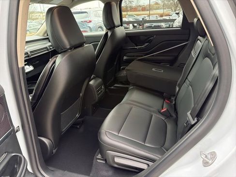 New 2026 Lincoln Corsair Premiere image 7