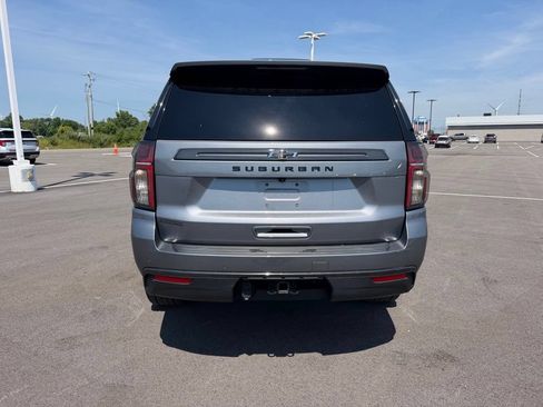 Used 2022 Chevrolet Suburban Z71 AWD/4WD image 6