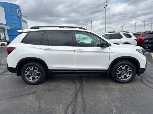 Certified 2023 Honda Passport TrailSport image 12