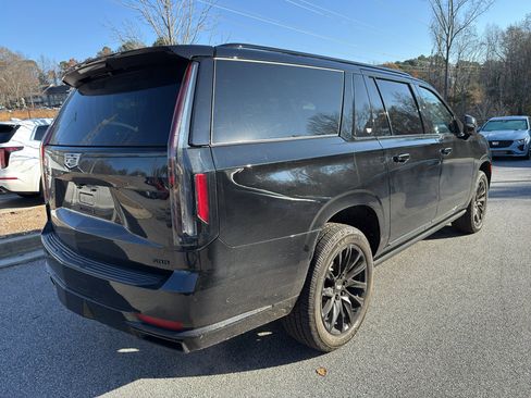 Used 2021 Cadillac Escalade ESV Sport Platinum w/ LPO, ONYX Package image 5