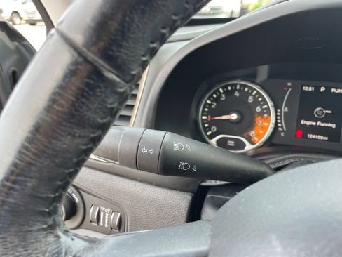 Used 2016 Jeep Renegade 75th Anniversary FWD image 26