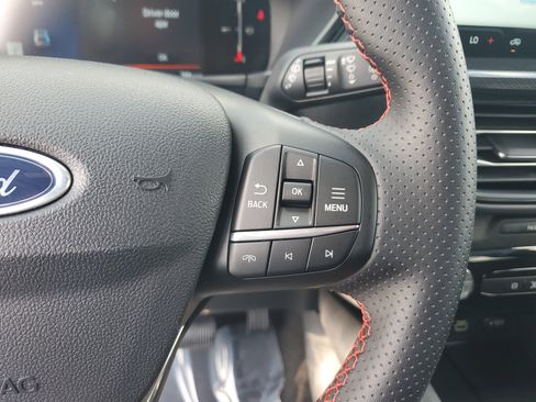 Used 2025 Ford Escape ST-Line w/ Equipment Group 301A image 23