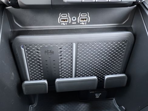 New 2026 RAM 1500 Big Horn AWD/4WD image 17